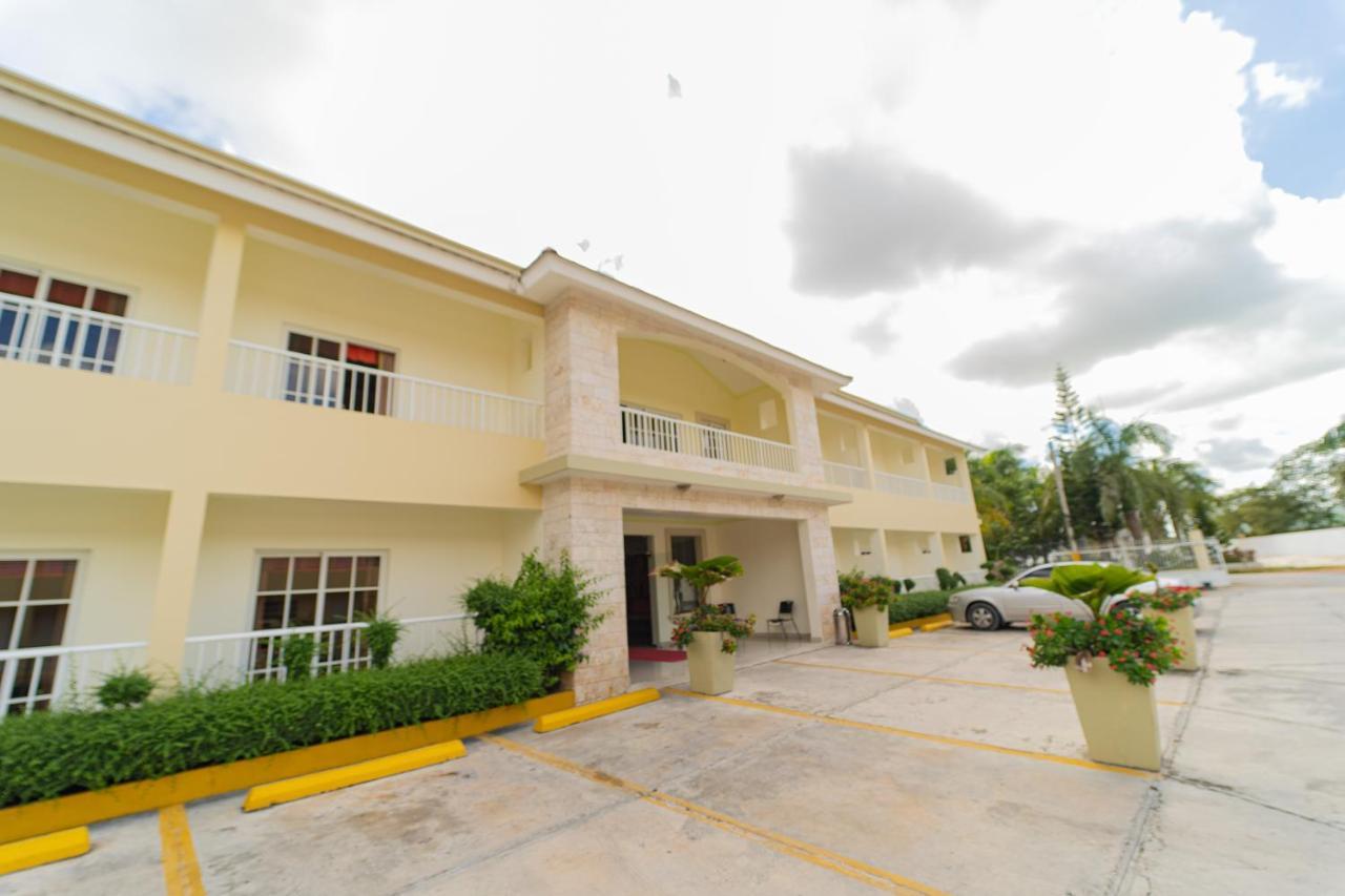Hotel Yonu Punta Cana Exterior photo