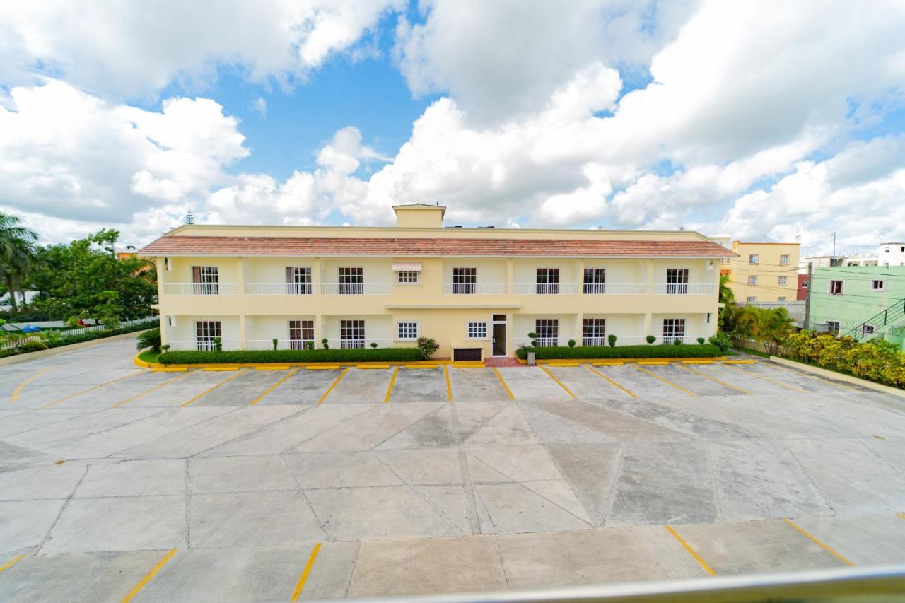 Hotel Yonu Punta Cana Exterior photo